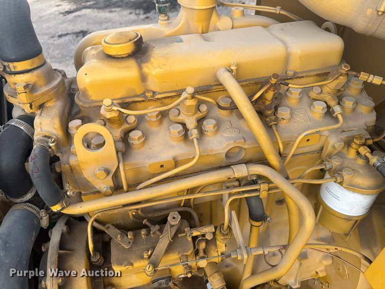 image for item NN9734 1992 Vermeer 1250 wood chipper