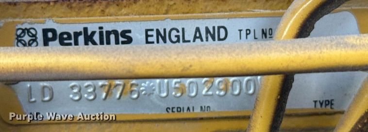 image for item NN9734 1992 Vermeer 1250 wood chipper