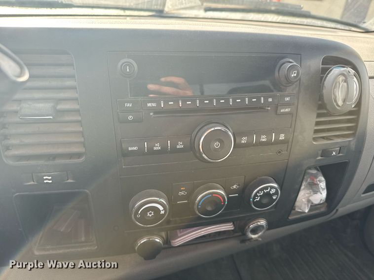 image for item NN9735 2008 Chevrolet Silverado 1500 pickup truck