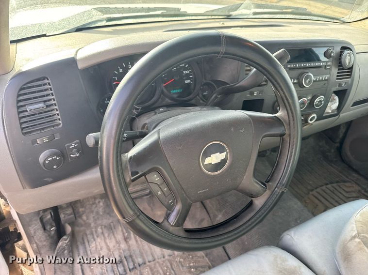 image for item NN9735 2008 Chevrolet Silverado 1500 pickup truck