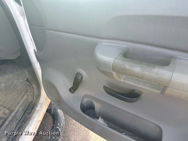 image for item NN9735 2008 Chevrolet Silverado 1500 pickup truck