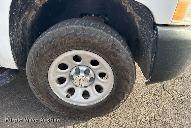 image for item NN9735 2008 Chevrolet Silverado 1500 pickup truck