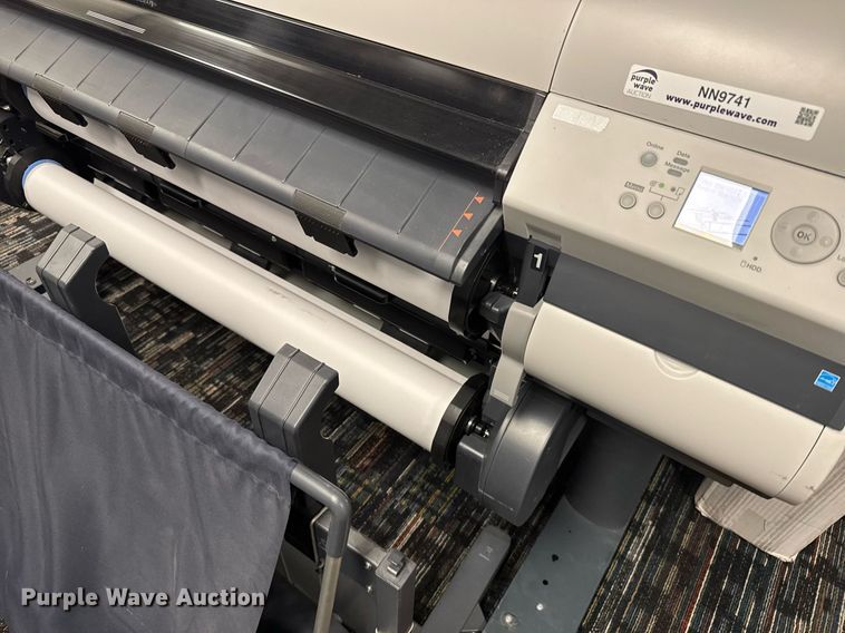 image for item NN9741 Cannon iPF825 plotter printer