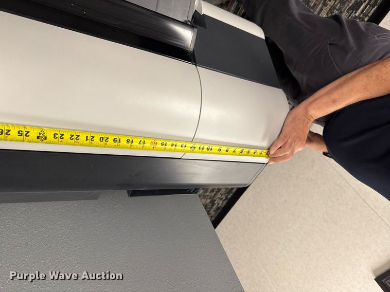 image for item NN9741 Cannon iPF825 plotter printer