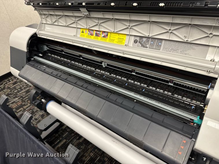 image for item NN9741 Cannon iPF825 plotter printer