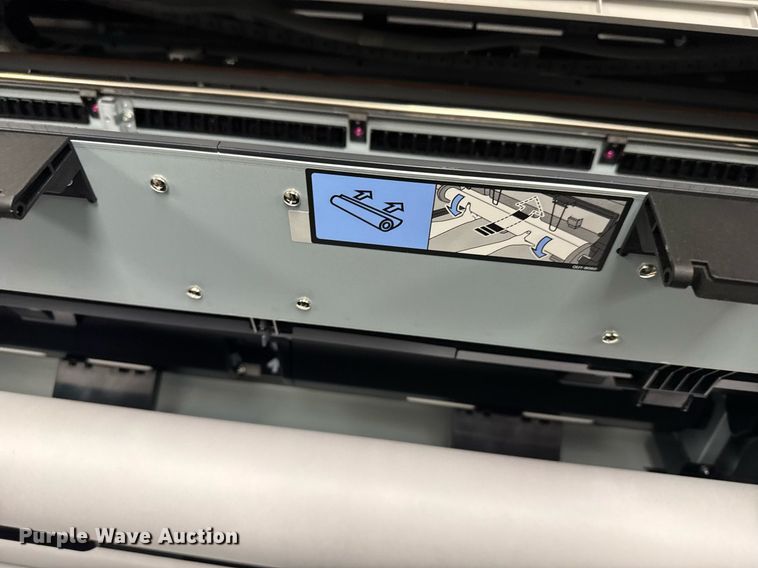 image for item NN9741 Cannon iPF825 plotter printer