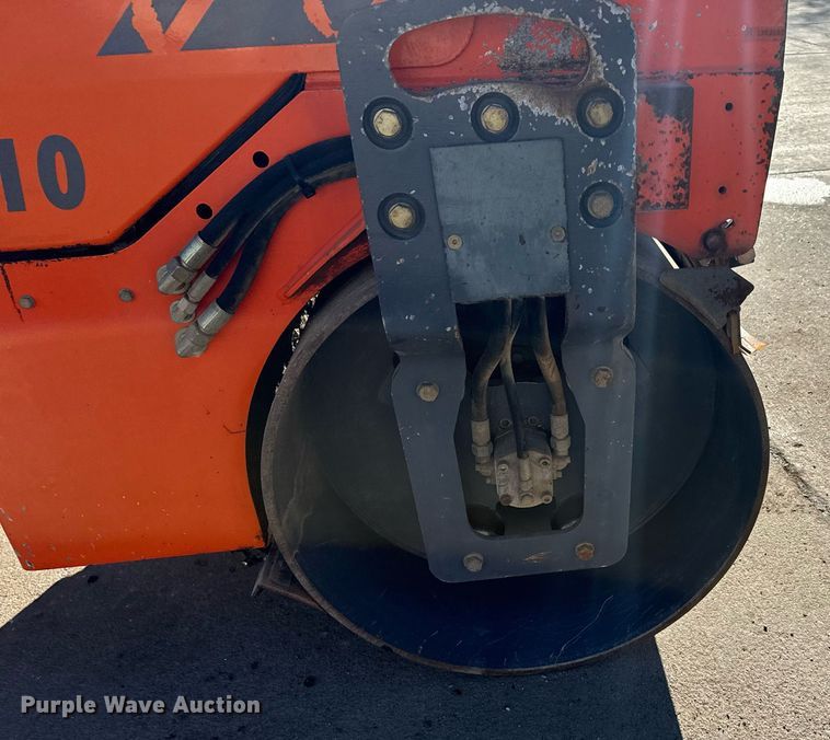 image for item NN9744 2004 Hamm HD10 double drum vibratory roller