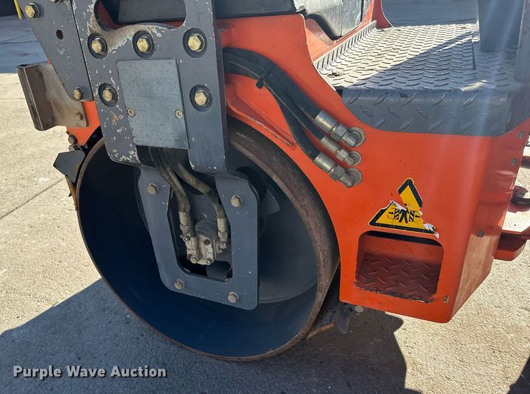 image for item NN9744 2004 Hamm HD10 double drum vibratory roller