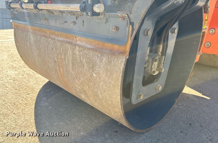 image for item NN9744 2004 Hamm HD10 double drum vibratory roller