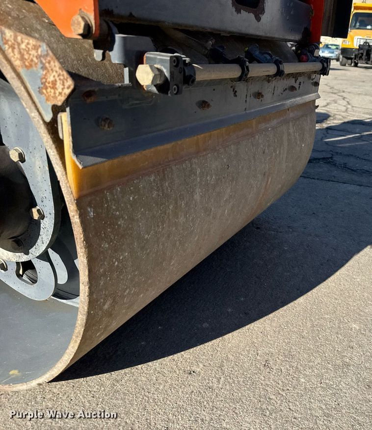 image for item NN9744 2004 Hamm HD10 double drum vibratory roller