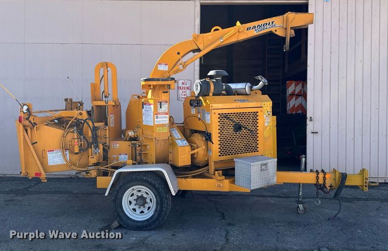 image for item NN9747 2006 Bandit Industries 200 wood chipper
