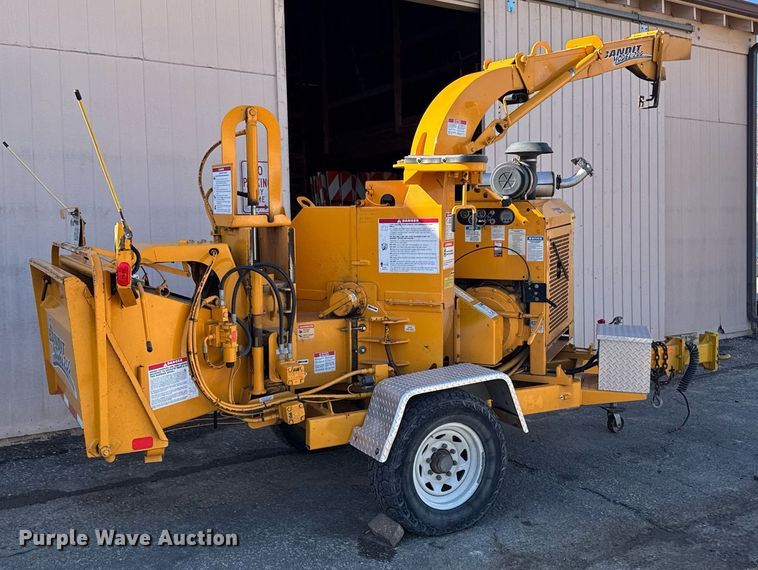 image for item NN9747 2006 Bandit Industries 200 wood chipper