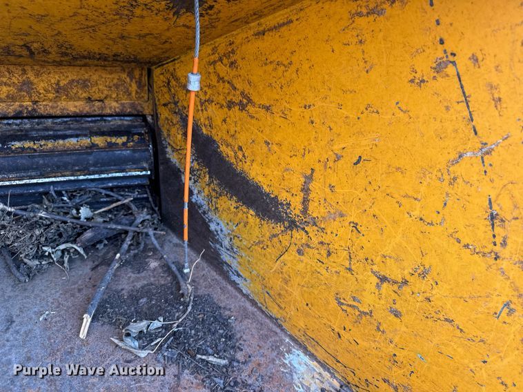 image for item NN9747 2006 Bandit Industries 200 wood chipper