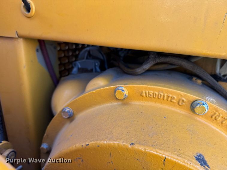 image for item NN9747 2006 Bandit Industries 200 wood chipper