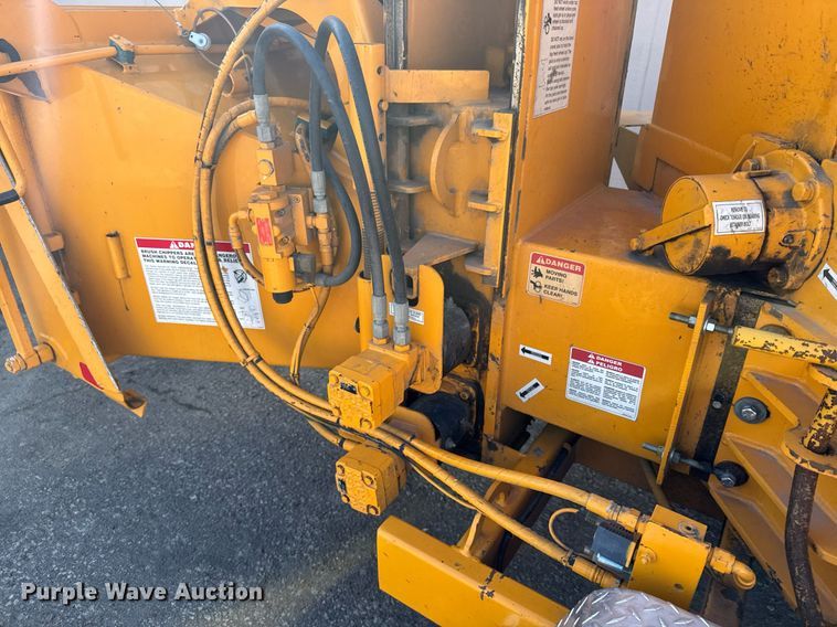 image for item NN9747 2006 Bandit Industries 200 wood chipper