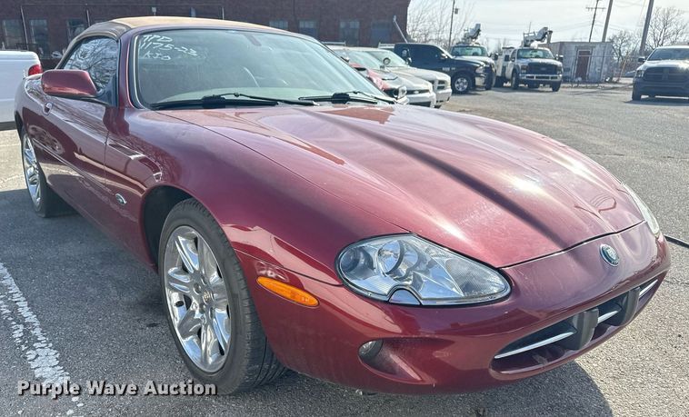 image for item NO9645 2000 Jaguar XK8 convertible