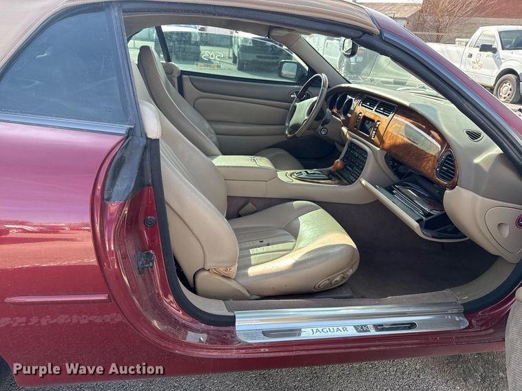 image for item NO9645 2000 Jaguar XK8 convertible