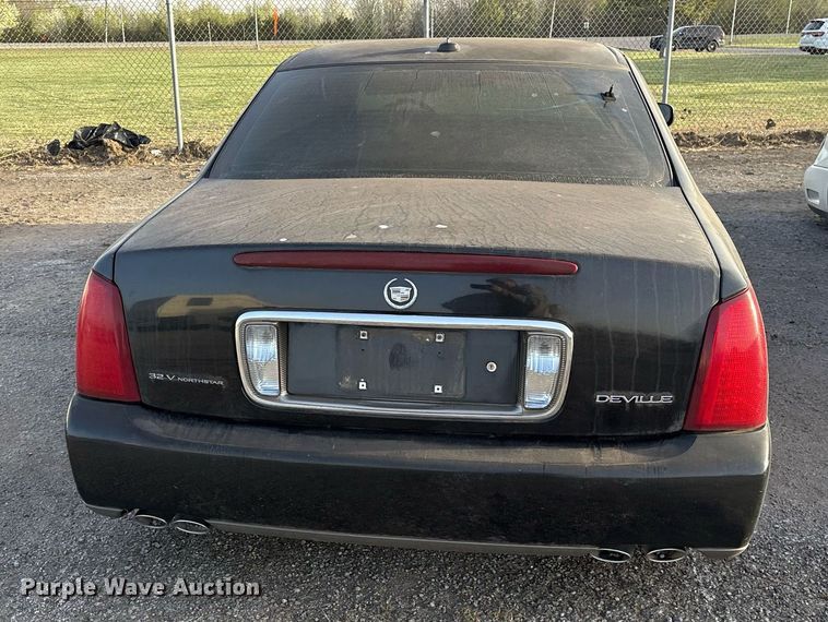 image for item OB9522 2003 Cadillac Deville 