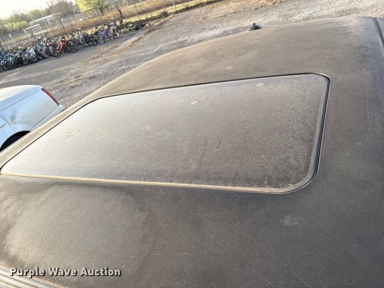 image for item OB9522 2003 Cadillac Deville 