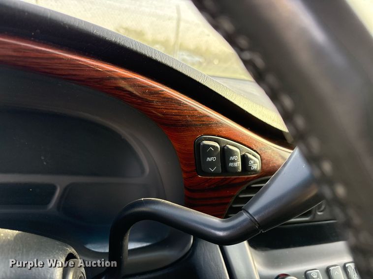 image for item OB9522 2003 Cadillac Deville 