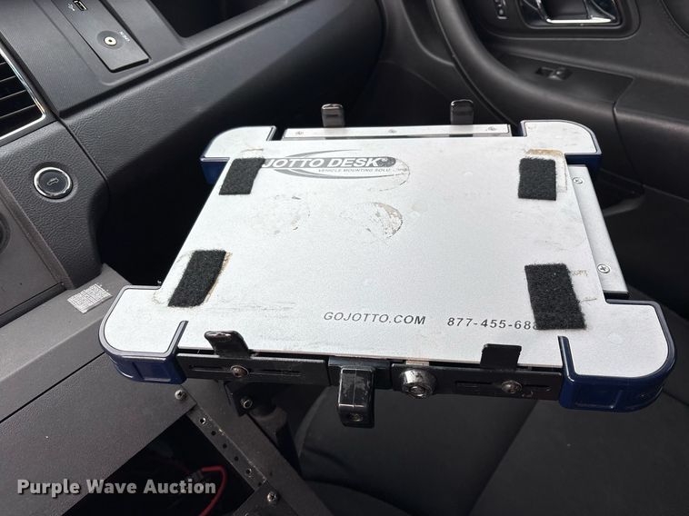 image for item OB9527 2018 Ford Taurus Police Interceptor 