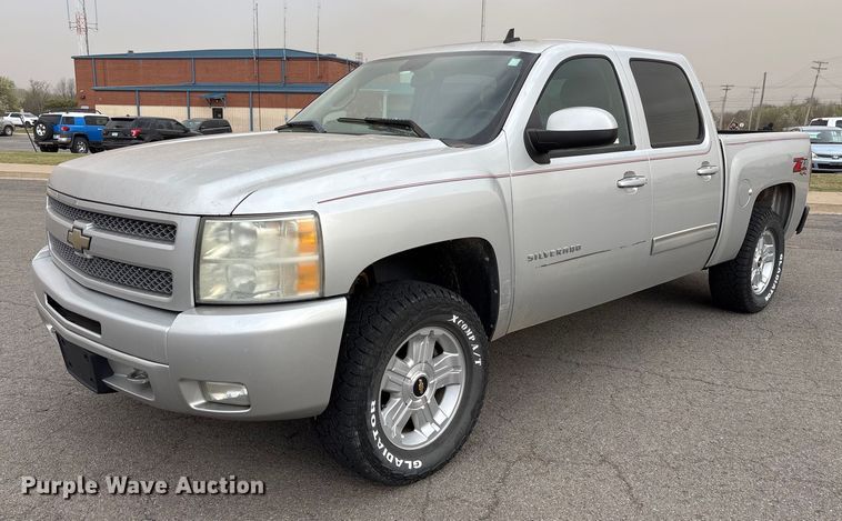 image for item OB9529 2011 Chevrolet Silverado 1500 Crew Cab pickup truck