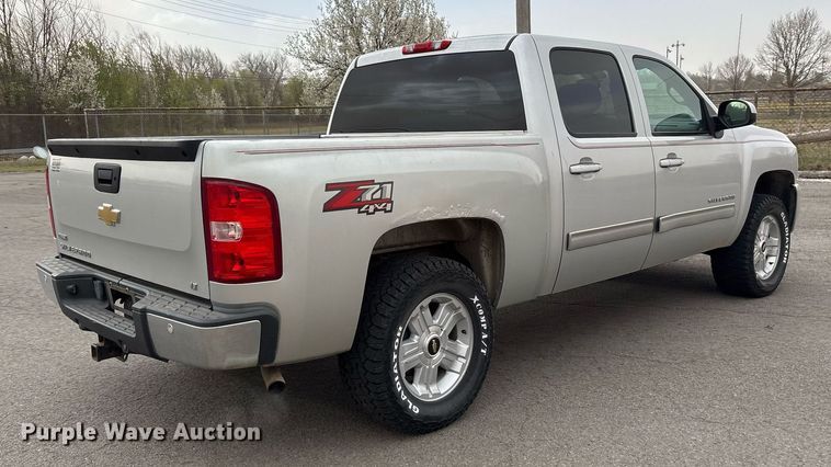 image for item OB9529 2011 Chevrolet Silverado 1500 Crew Cab pickup truck