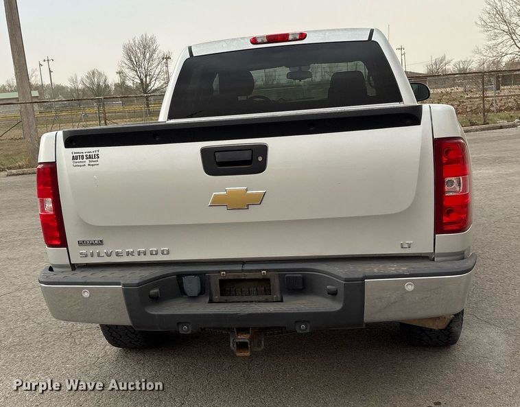 image for item OB9529 2011 Chevrolet Silverado 1500 Crew Cab pickup truck