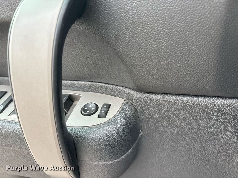 image for item OB9529 2011 Chevrolet Silverado 1500 Crew Cab pickup truck