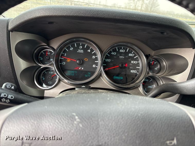 image for item OB9529 2011 Chevrolet Silverado 1500 Crew Cab pickup truck