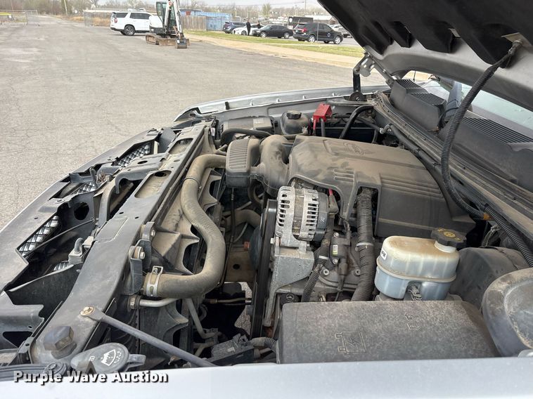 image for item OB9529 2011 Chevrolet Silverado 1500 Crew Cab pickup truck