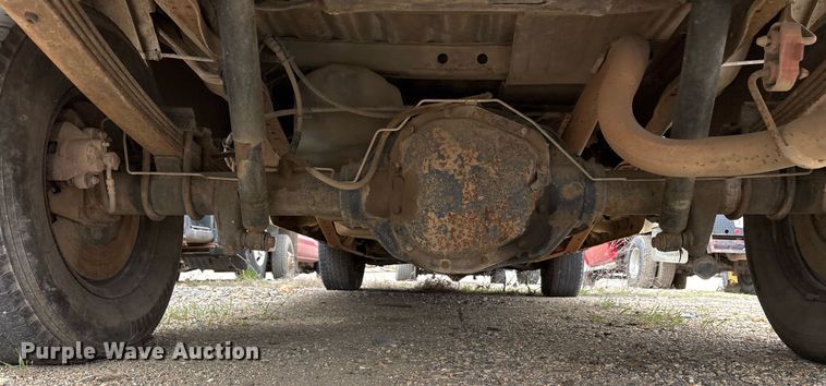 image for item OB9530 2001 Ford F150 pickup truck