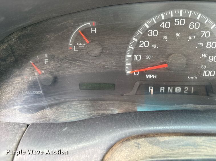 image for item OB9530 2001 Ford F150 pickup truck