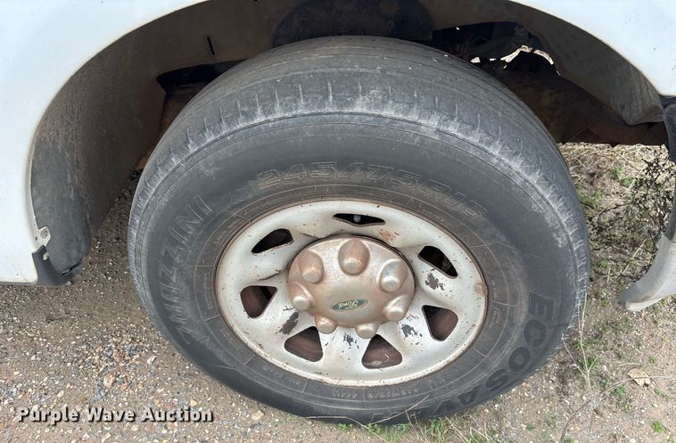 image for item OB9530 2001 Ford F150 pickup truck