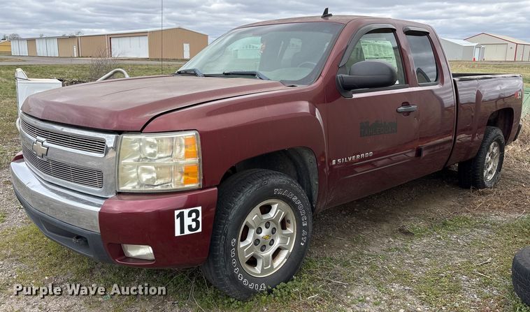 image for item OB9531 2008 Chevrolet Silverado 1500 Ext. Cab pickup truck