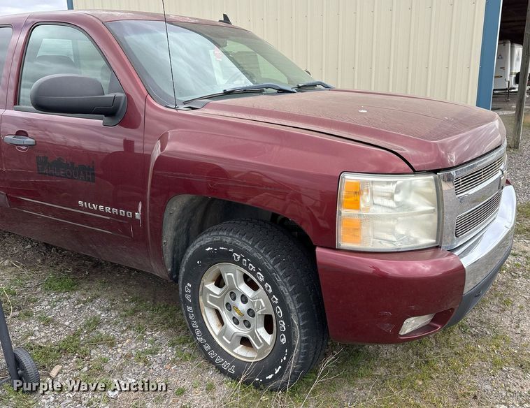image for item OB9531 2008 Chevrolet Silverado 1500 Ext. Cab pickup truck