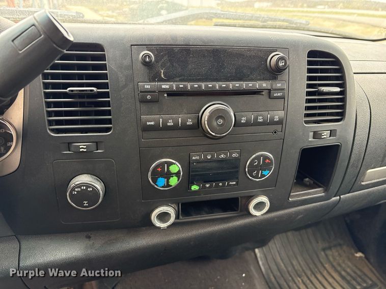 image for item OB9531 2008 Chevrolet Silverado 1500 Ext. Cab pickup truck