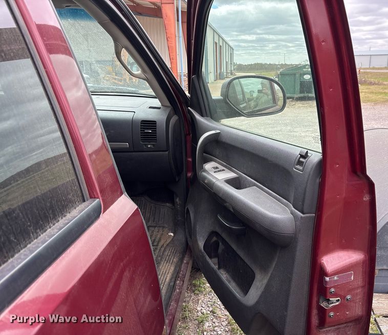 image for item OB9531 2008 Chevrolet Silverado 1500 Ext. Cab pickup truck