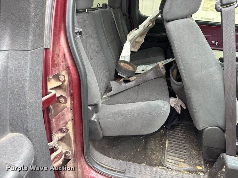 image for item OB9531 2008 Chevrolet Silverado 1500 Ext. Cab pickup truck