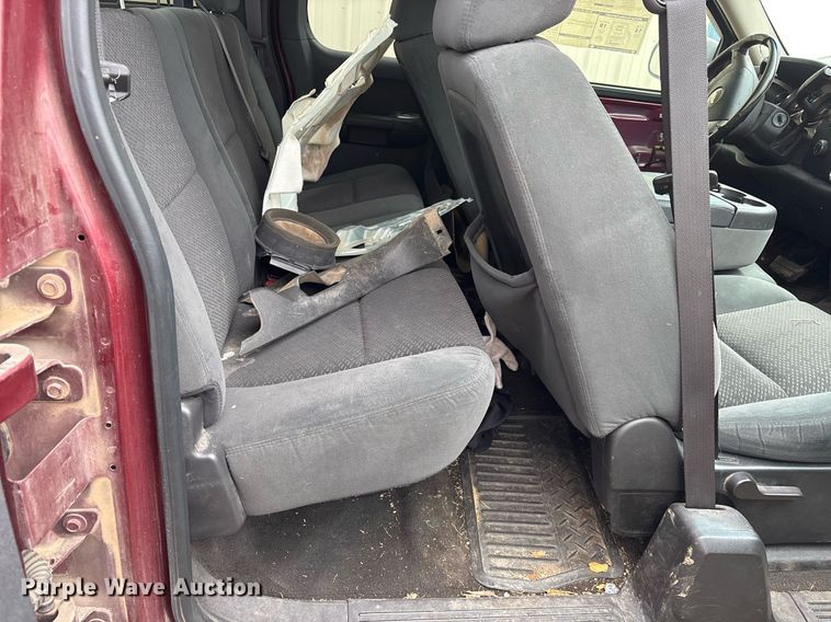 image for item OB9531 2008 Chevrolet Silverado 1500 Ext. Cab pickup truck