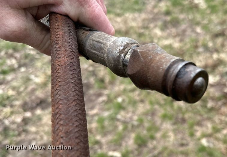 image for item DF8471 John Deere 8300 grain drill