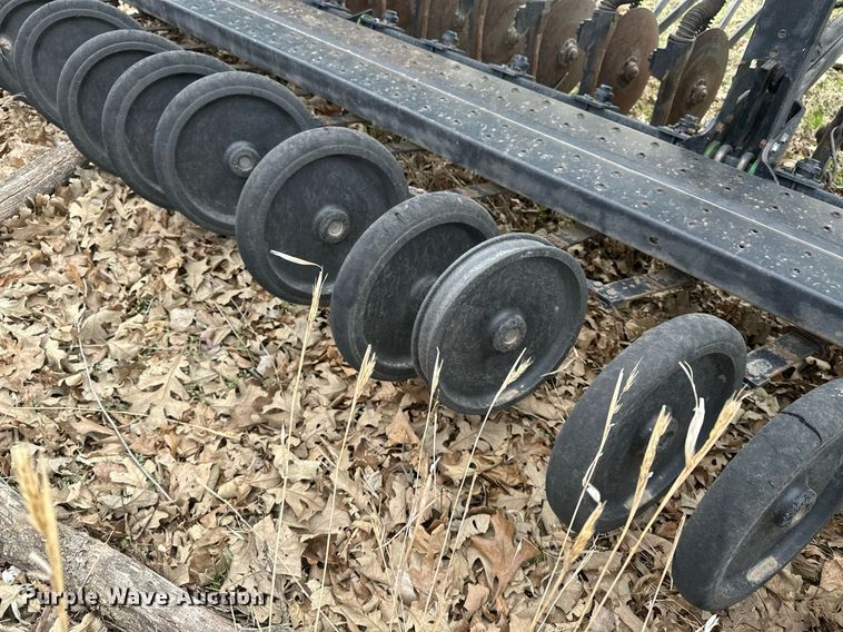 image for item DF8471 John Deere 8300 grain drill