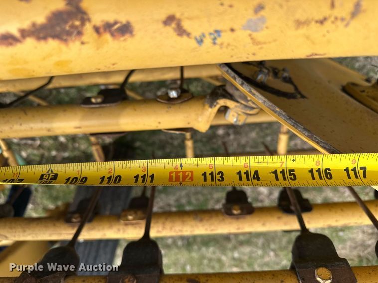 image for item DF8472 Vermeer R-9B hay rake