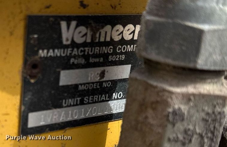 image for item DF8472 Vermeer R-9B hay rake