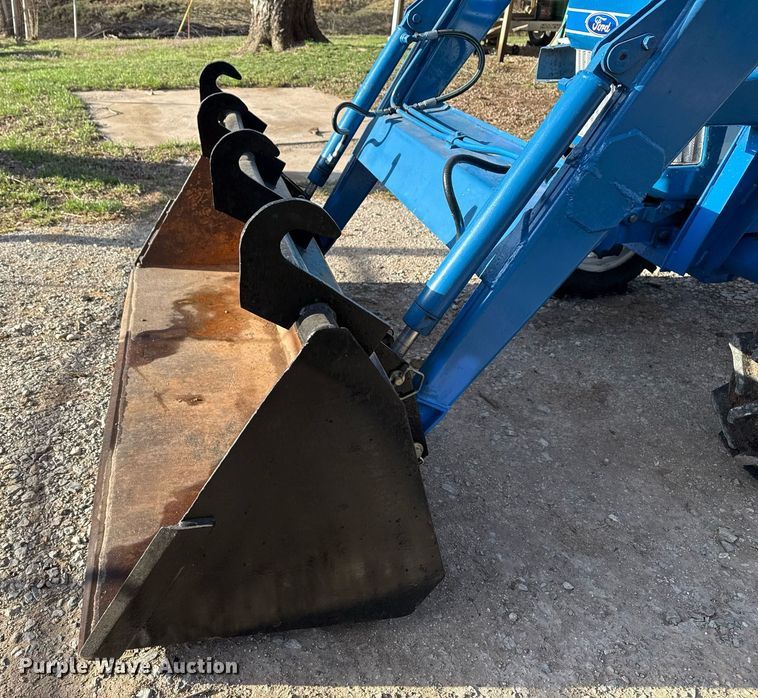 image for item DM5633 1985 Ford 2110 MFWD tractor