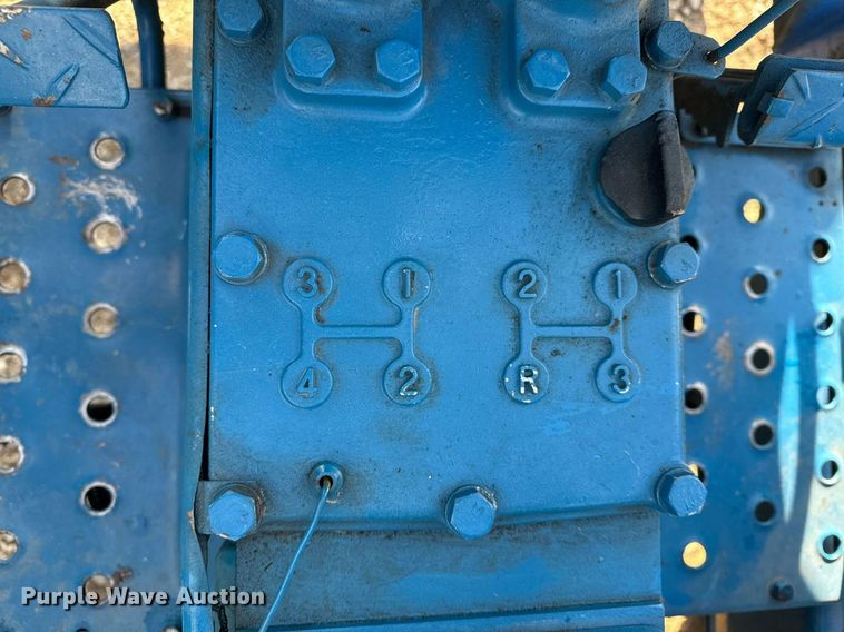image for item DM5633 1985 Ford 2110 MFWD tractor