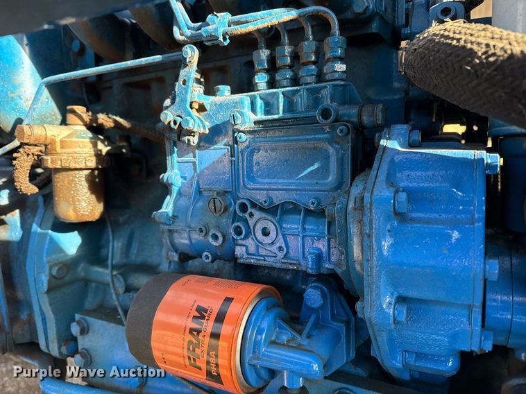 image for item DM5633 1985 Ford 2110 MFWD tractor