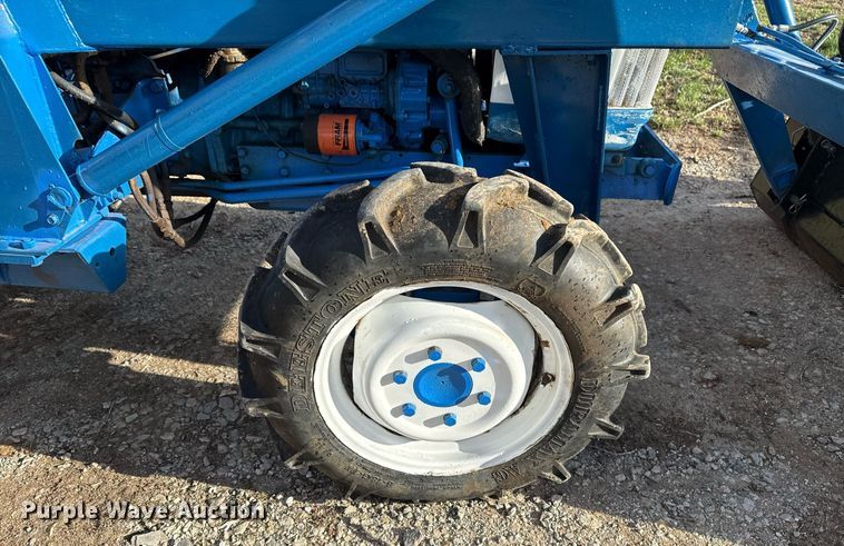 image for item DM5633 1985 Ford 2110 MFWD tractor