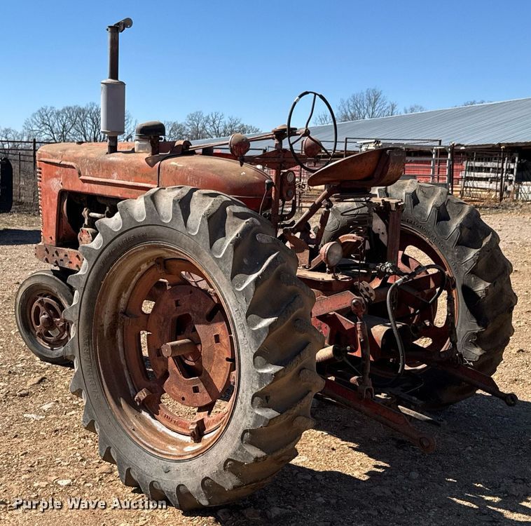 image for item DO0448 1953 Farmall Super M tractor