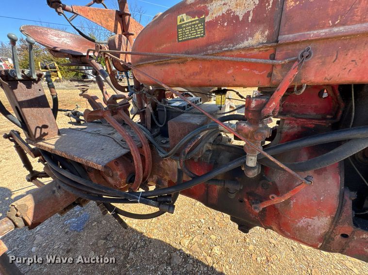 image for item DO0448 1953 Farmall Super M tractor